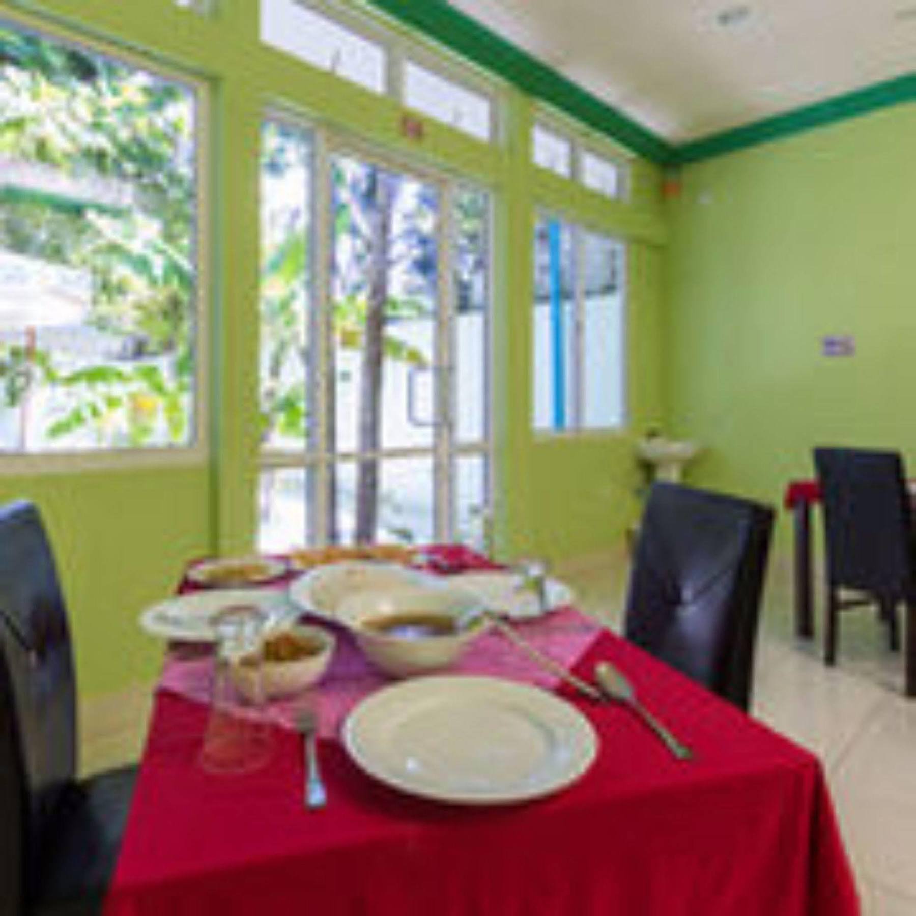 Feridhoo Inn Екстер'єр фото